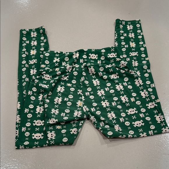 LuLaRoe Leggings lot of 3- Black, Green, Red themed bears skeletons one size - Picture 10 of 10